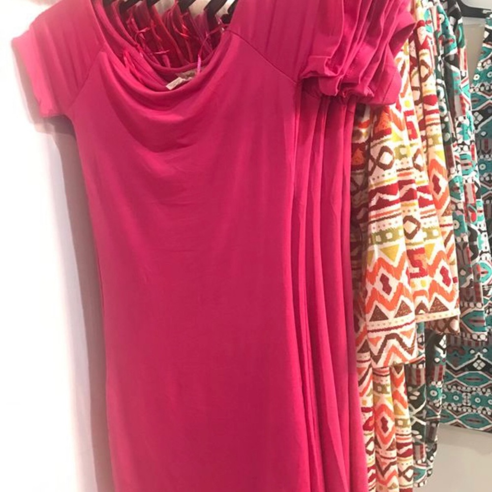 Form sitting Sundresses - Picture 6 of 8